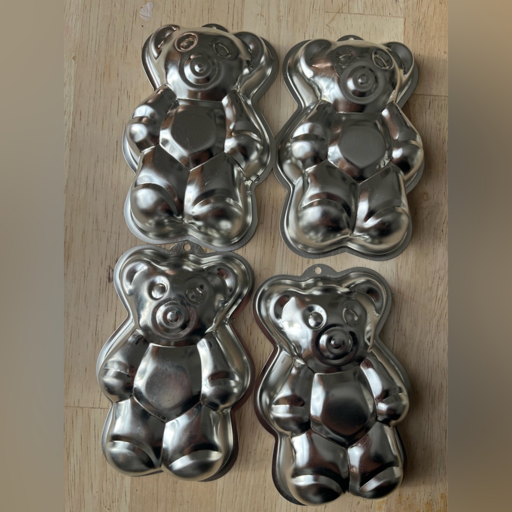 Charming Mini Metal Bear Cake Mold
